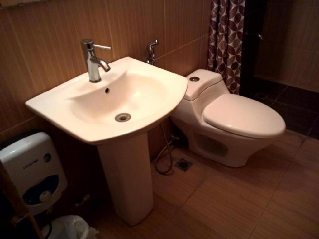 Starmark Hotel Naga Kültér fotó