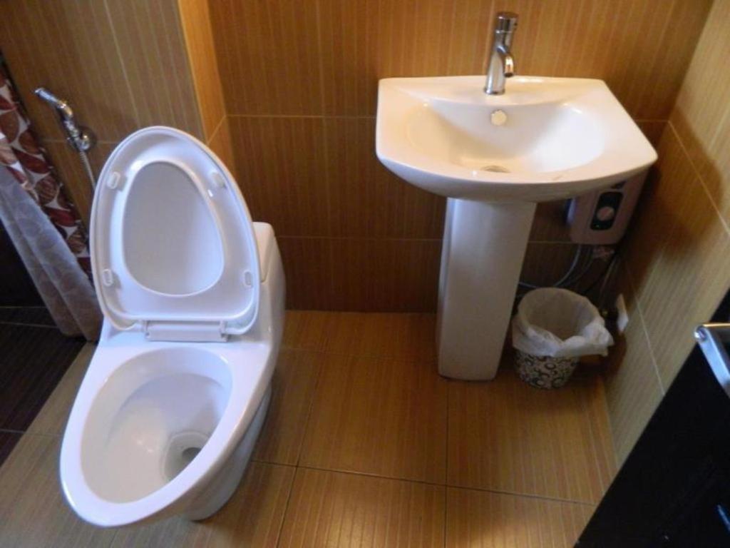 Starmark Hotel Naga Kültér fotó