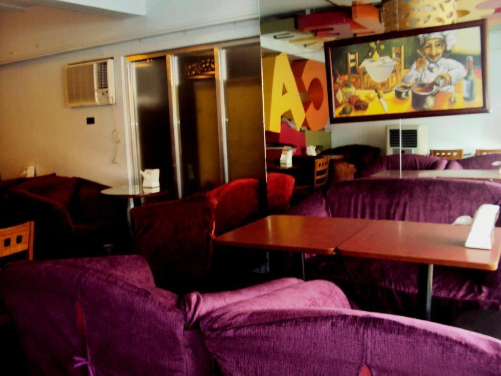 Starmark Hotel Naga Kültér fotó